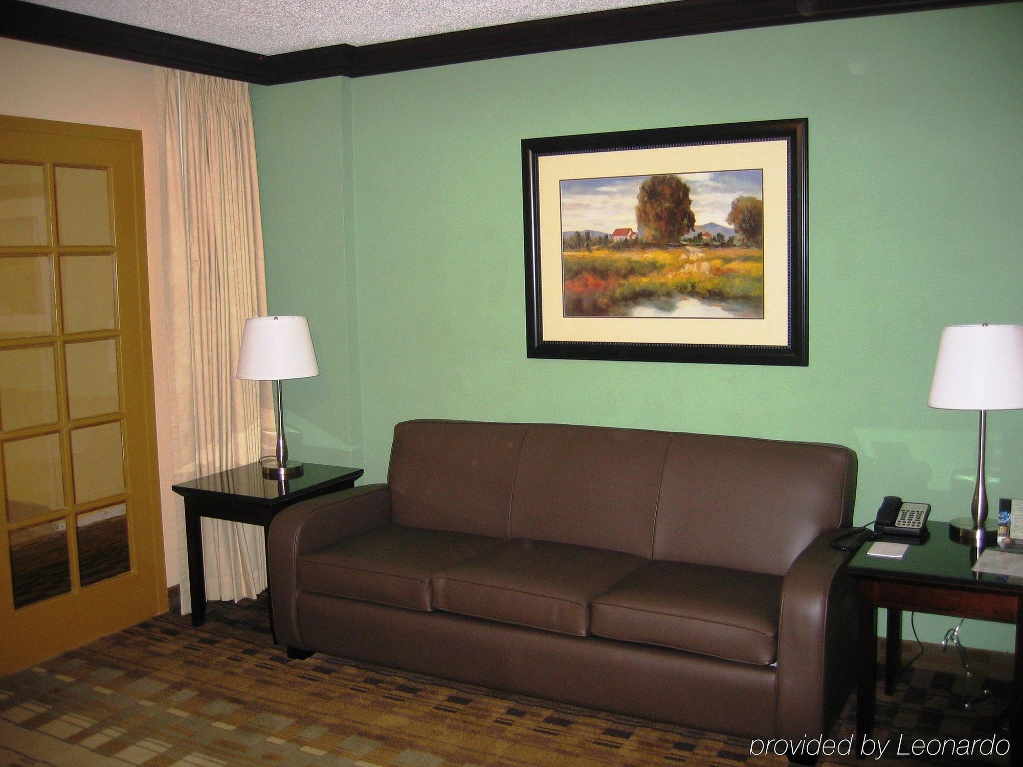 Crowne Plaza Suites Houston - Near Sugar Land Pokoj fotografie