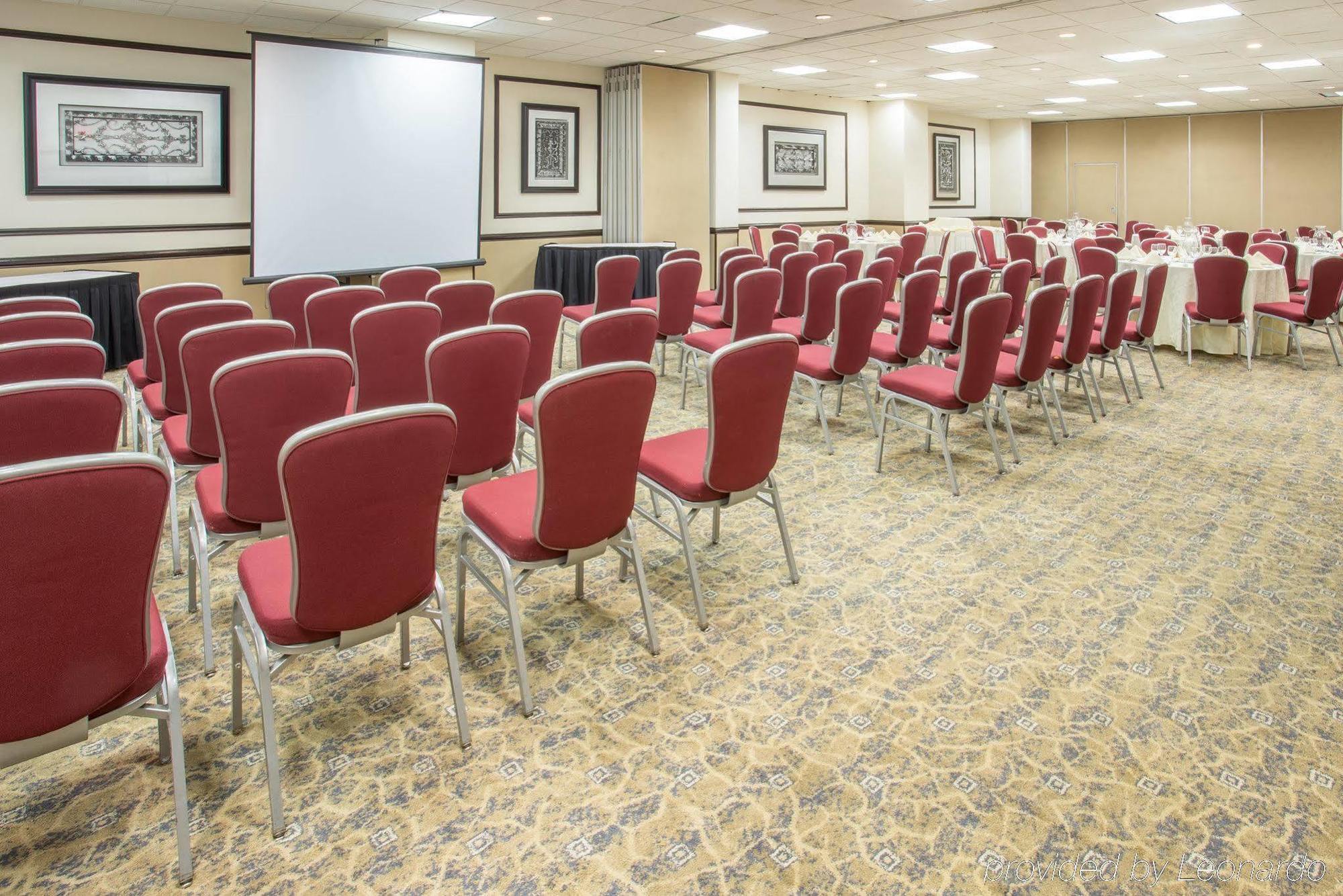 Crowne Plaza Suites Houston - Near Sugar Land Exteriér fotografie